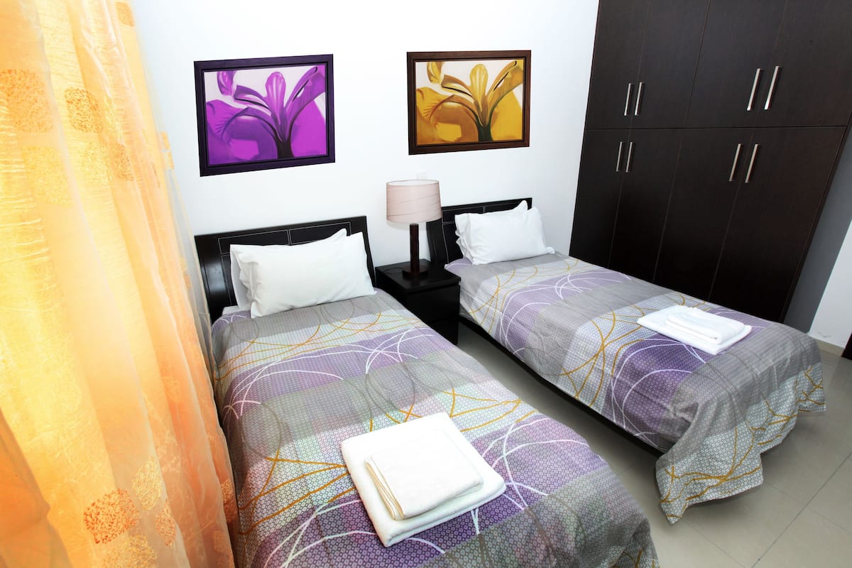 Suite, 3 Bedrooms, Sea View | Soundproofing, iron/ironing board, cribs (free)