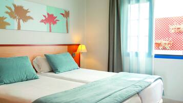 1 bedroom, free WiFi, bed sheets