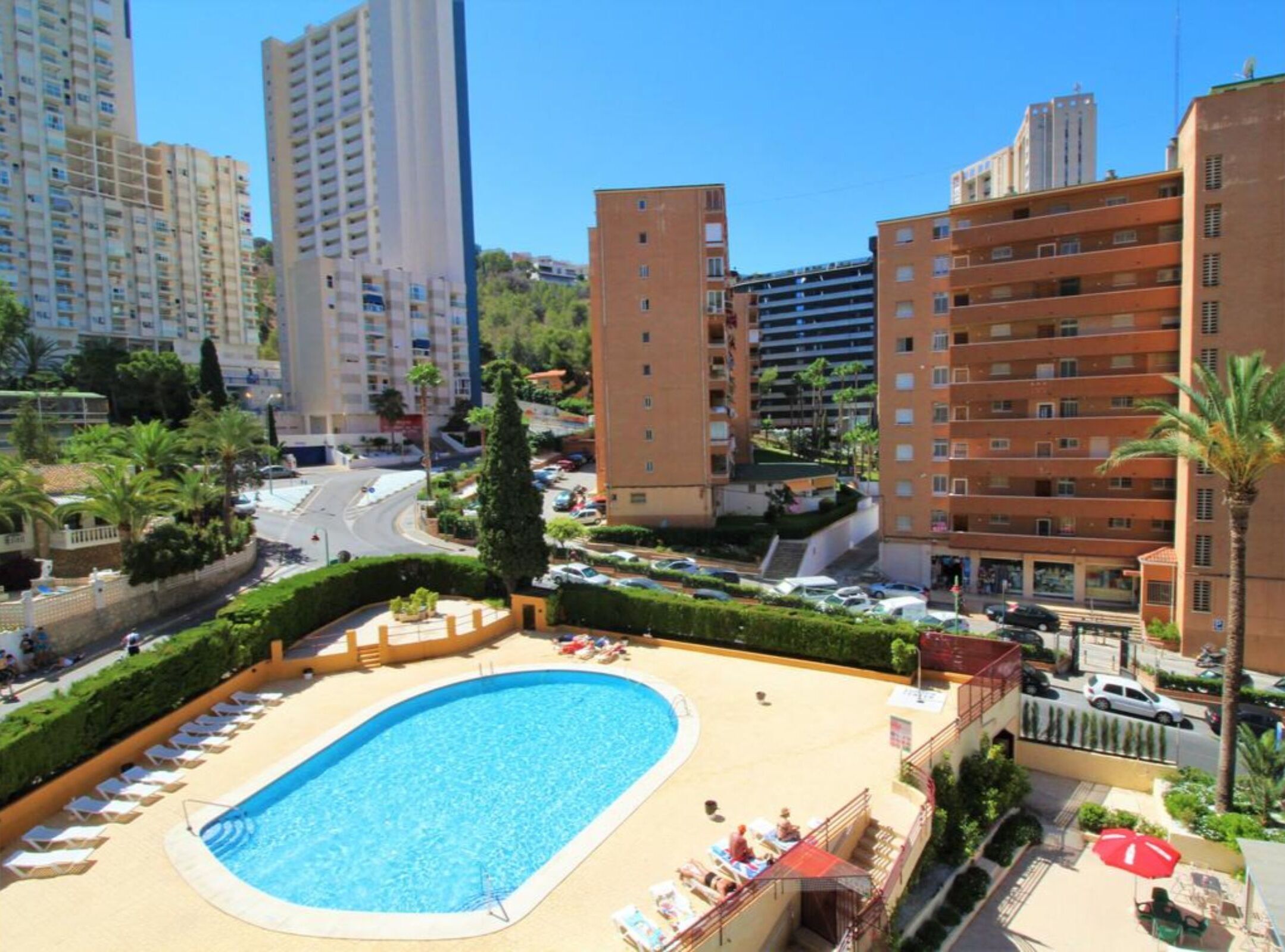 Piscine extérieure (ouverte en saison)