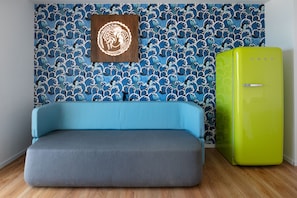 Estúdio standard | Cofres nos quartos, individualmente decorados, escrivaninha