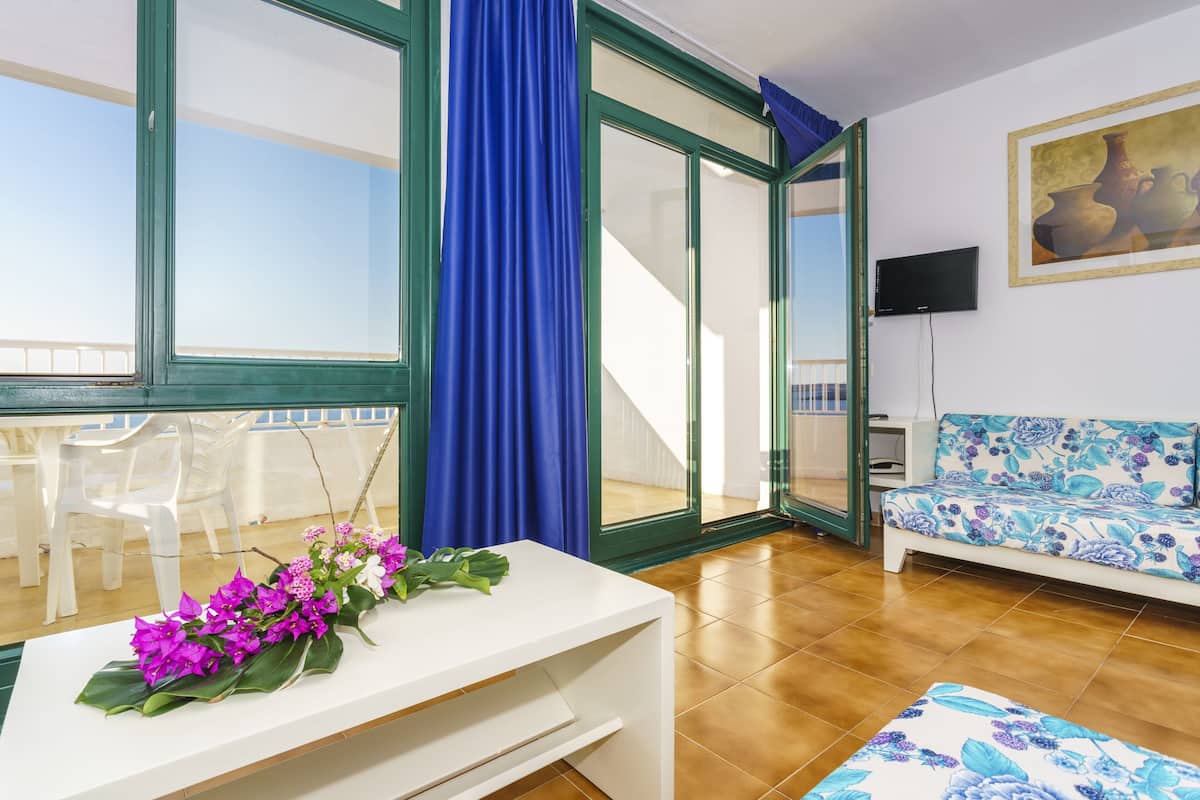 1 bedroom, in-room safe, blackout drapes, soundproofing