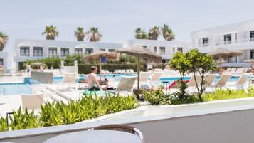 1 ห้องนอน, ตู้นิรภัยในห้องพัก, ผ้าม่านกันแสง, ห้องเก็บเสียง