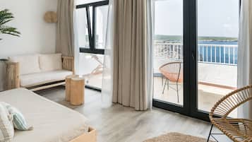 TV a schermo piatto 32 pollici con canali satellitari, TV