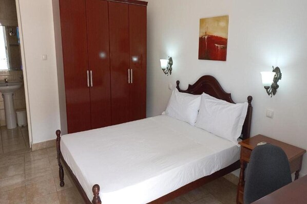 Room - Savana Residencial (Sao Filipe)