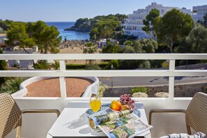 In-room safe, desk, blackout curtains, free WiFi - Gavimar Cala Gran Costa Del Sur (Santanyi)