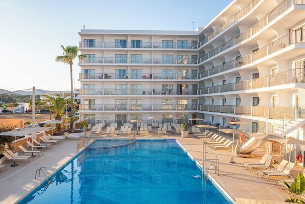 Exterior - Leonardo Royal Suites Ibiza Santa Eulalia (Santa Eulalia del Rio)