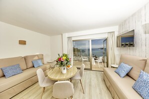 In-room safe, desk, free WiFi, bed sheets - Leonardo Royal Suites Ibiza Santa Eulalia (Santa Eulalia del Rio)