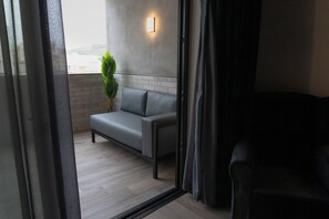 Superior Rear Room | Minibar, iron/ironing board, bed sheets - Block  (Munxar)