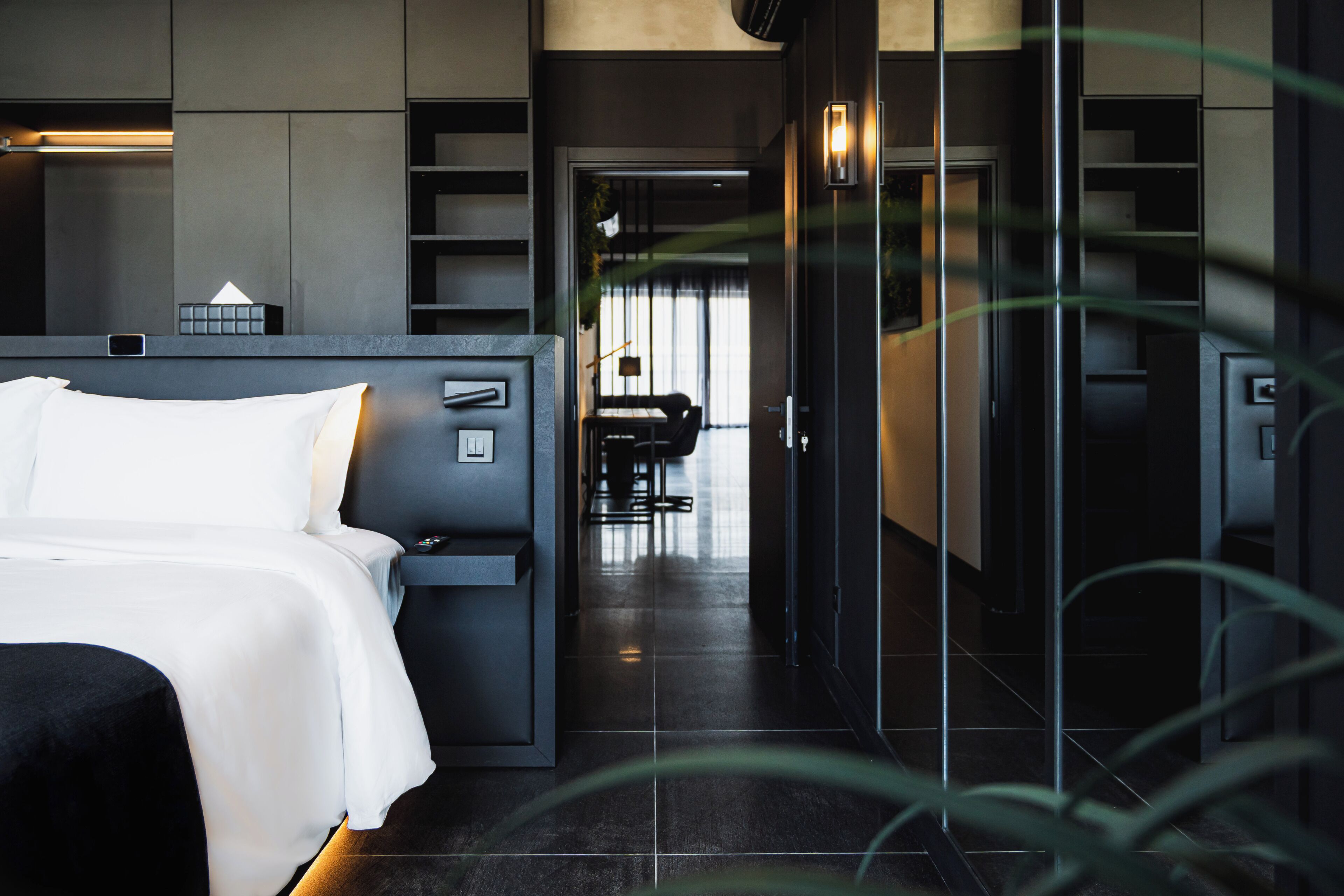 Minibar, iron/ironing board, bed sheets