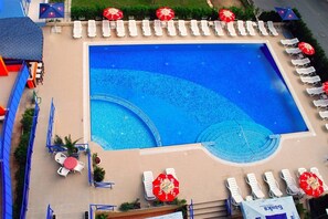 Outdoor pool - Amaris (Sunny Beach)