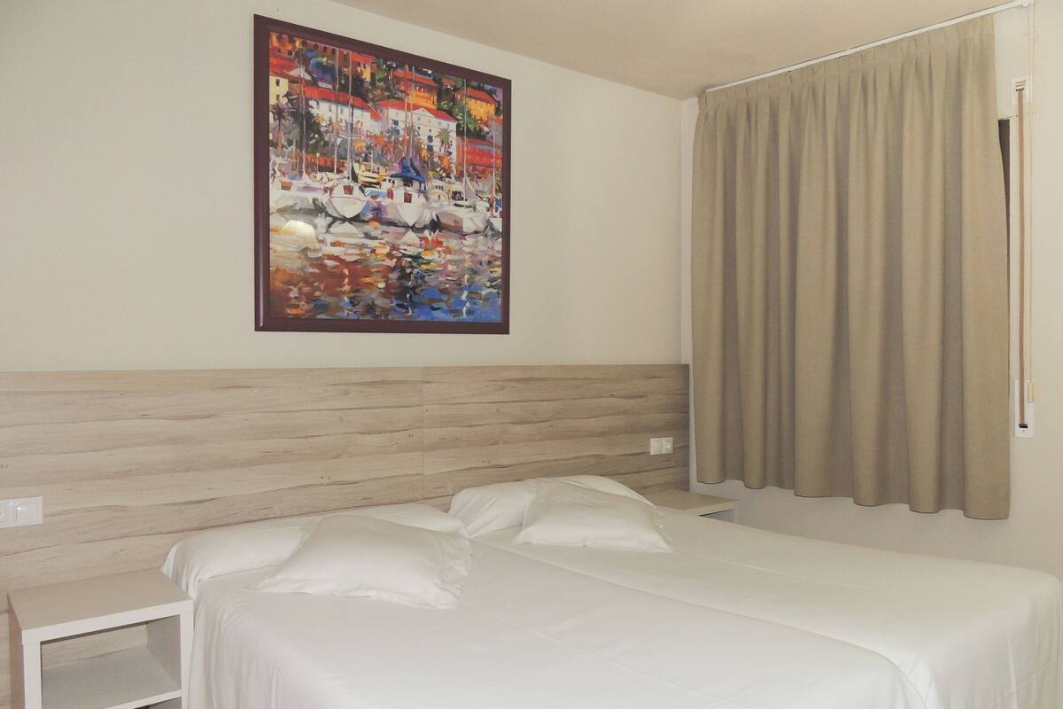1 bedroom, blackout curtains, bed sheets