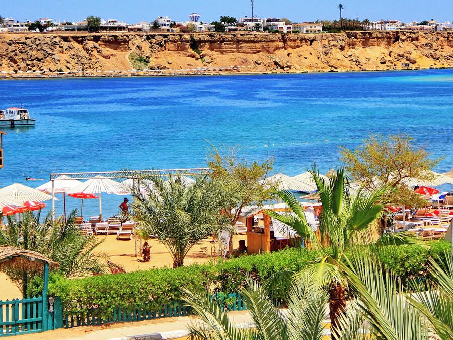 Standard Room, 1 Double Bed, Sea View | In-room safe, iron/ironing board, rollaway beds, bed sheets