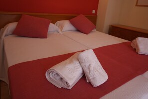 Standard Studio | In-room safe, soundproofing, iron/ironing board