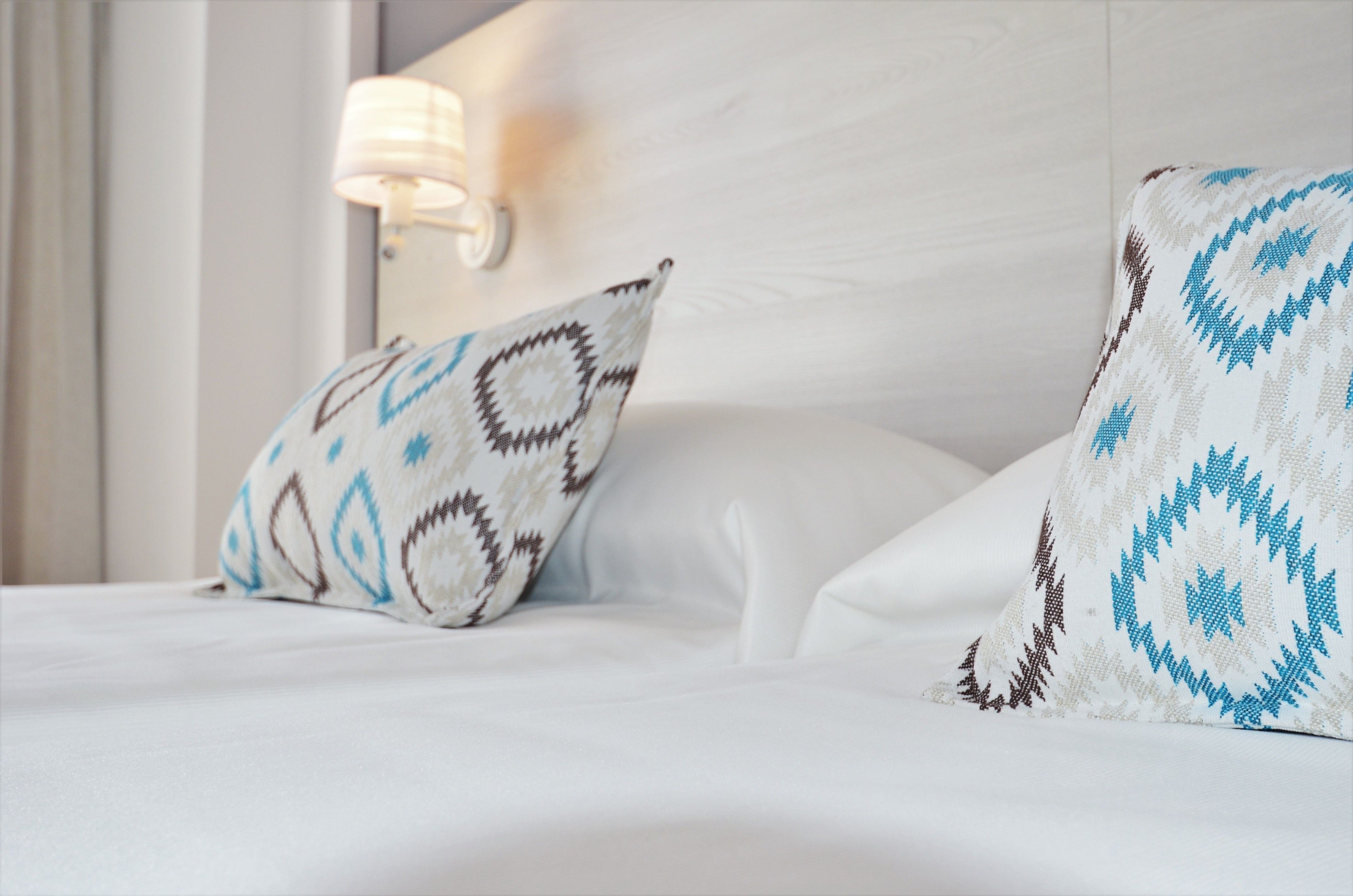 1 bedroom, down duvets, desk, blackout curtains