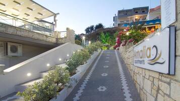 Enceinte de lâhĂ©bergement