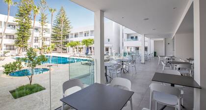 Anthea Hotel Apartments