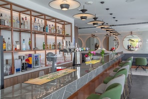 3 bars/lounges, poolside bar - Anthea Hotel Apartments (Ayia Napa)