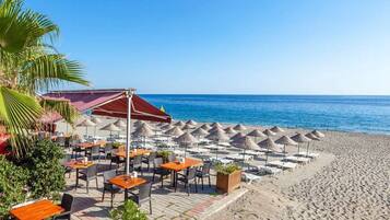 Plage privée, beach-volley