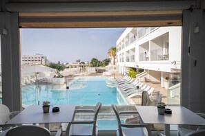 Pool - Liquid (Ayia Napa)