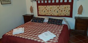 Apartment, 1 Bedroom | Desk, cots/infant beds, rollaway beds, free WiFi - Le Terre di San Domenico (Augusta)