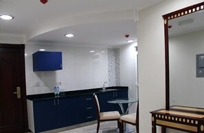 Apartment, 1 Bedroom | Living area