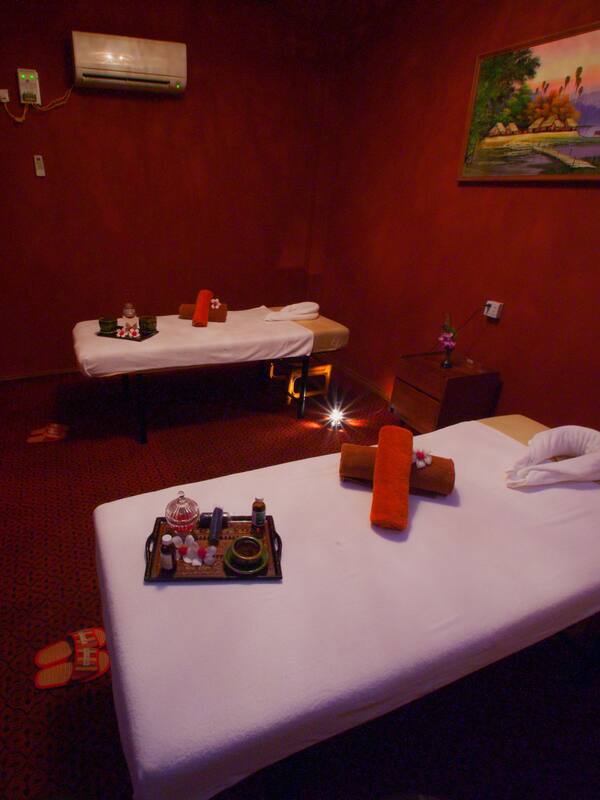 Tratamentos corporais, aromaterapia, massagens tailandesas