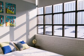 ห้องดับเบิล, ห้องน้ำส่วนตัว | ผ้านวมขนเป็ด, เตารีด/โต๊ะรีดผ้า, Wi-Fi ฟรี, ผ้าปูที่นอน