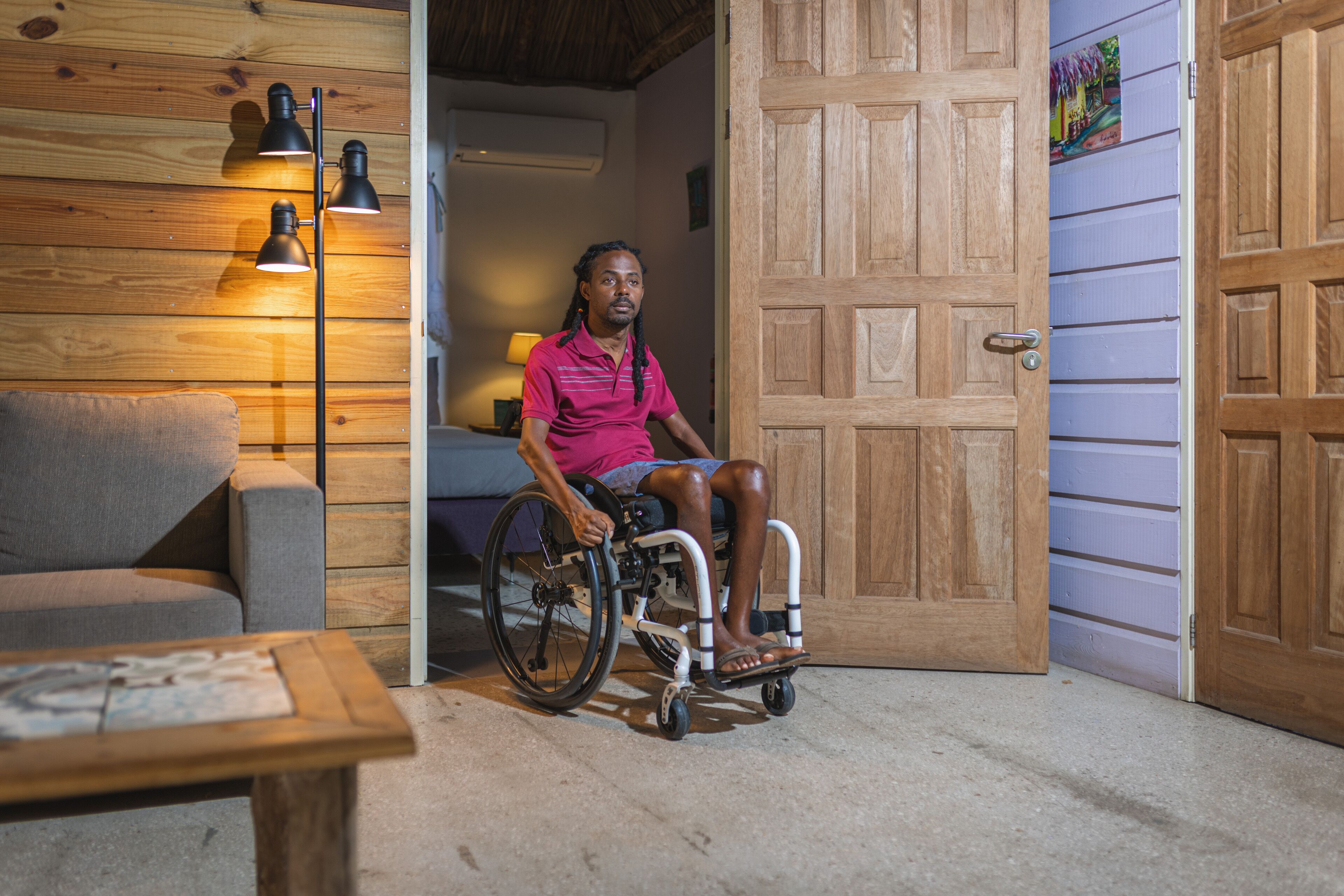 family apartment, 2 bedrooms, garden area | living area