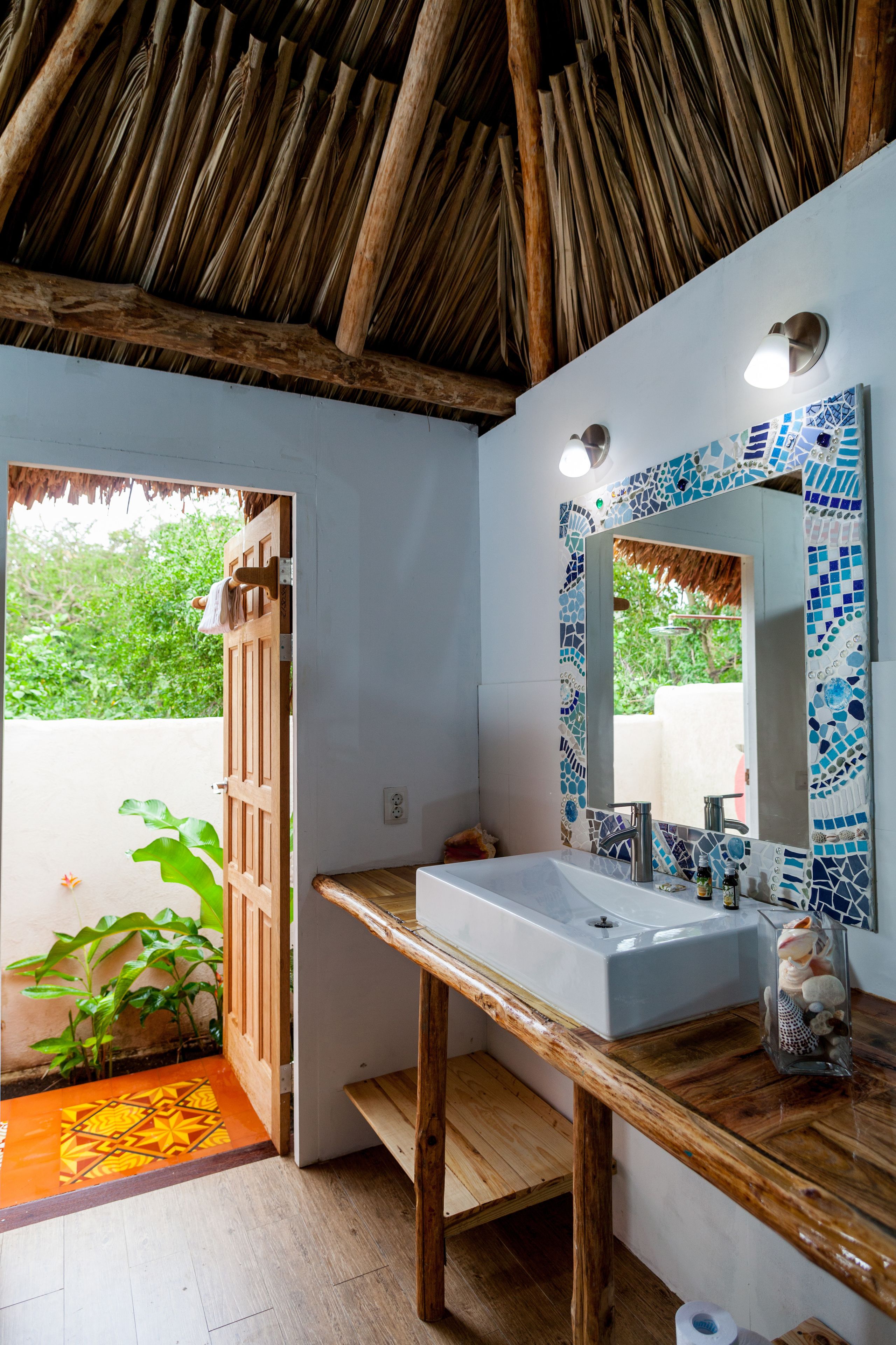 family bungalow, 2 bedrooms | bathroom sink