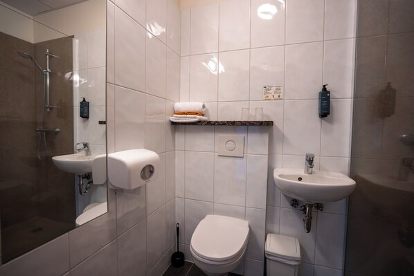 Bathroom - Hotel Skógafoss by EJ Hotels (Rangárþing eystra)