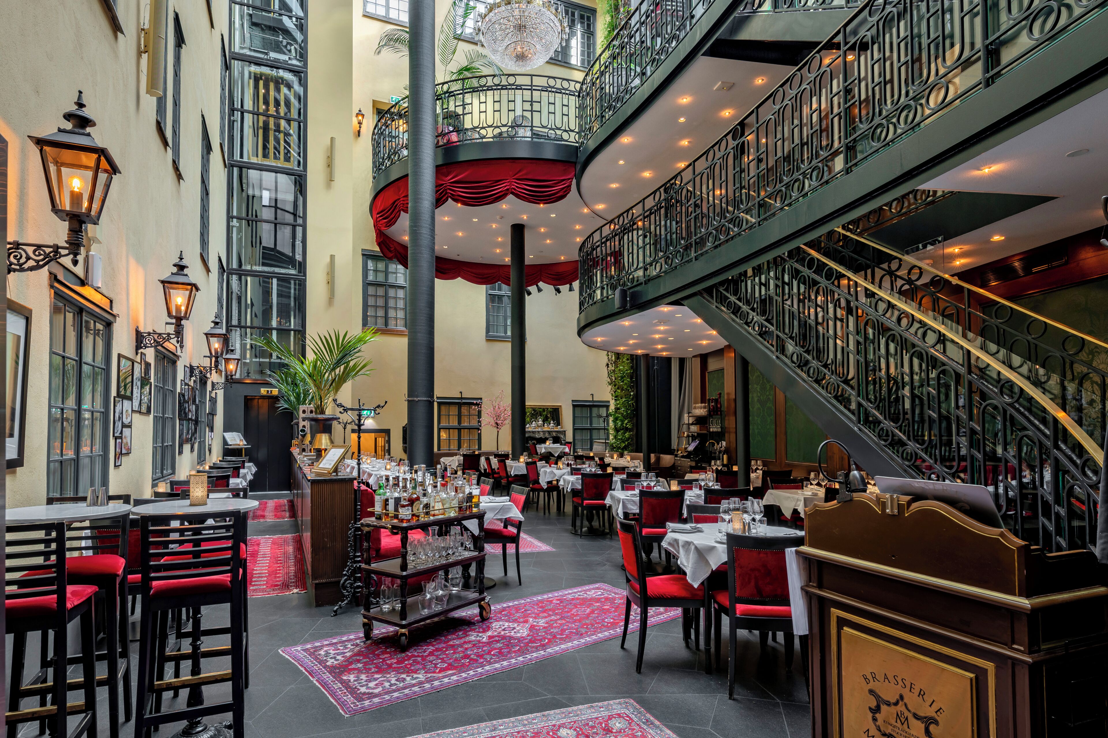 Se sirven desayunos, almuerzos y cenas