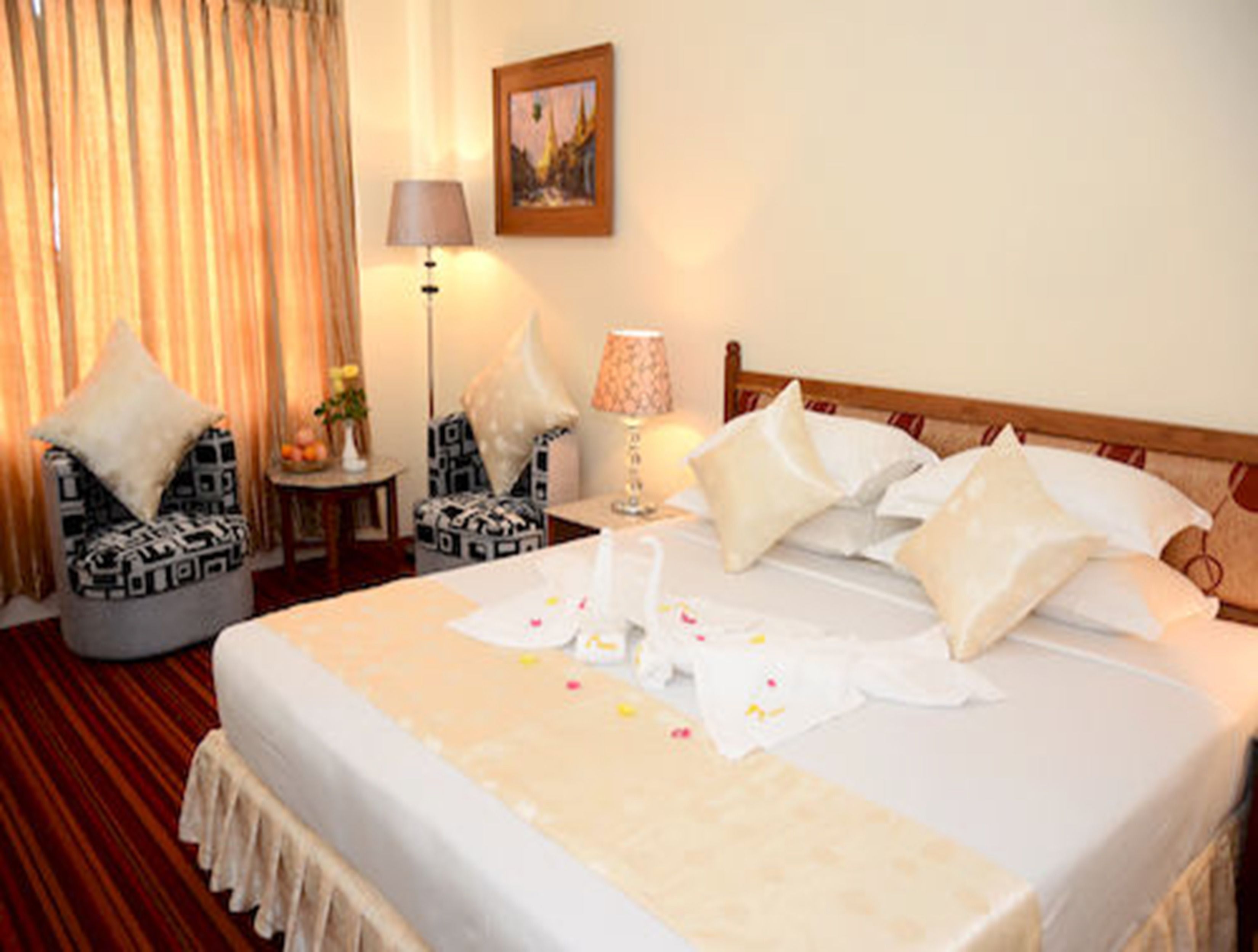 executive deluxe | 1 bedroom, minibar, in-room safe, desk