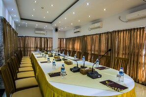 Meeting facility - Reno Hotel (Yangon)