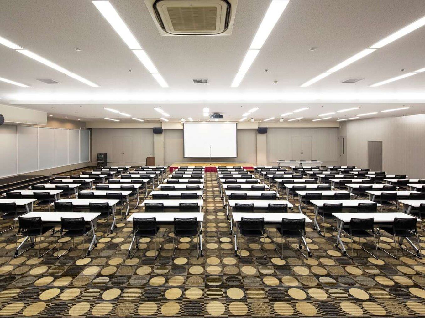 Foto - HOTEL MYSTAYS Shin Osaka Conference Center