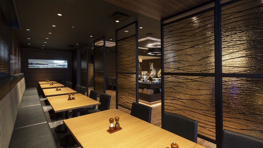 HOTEL MYSTAYS Shin Osaka Conference Center