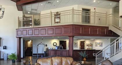 Heritage Inn & Suites