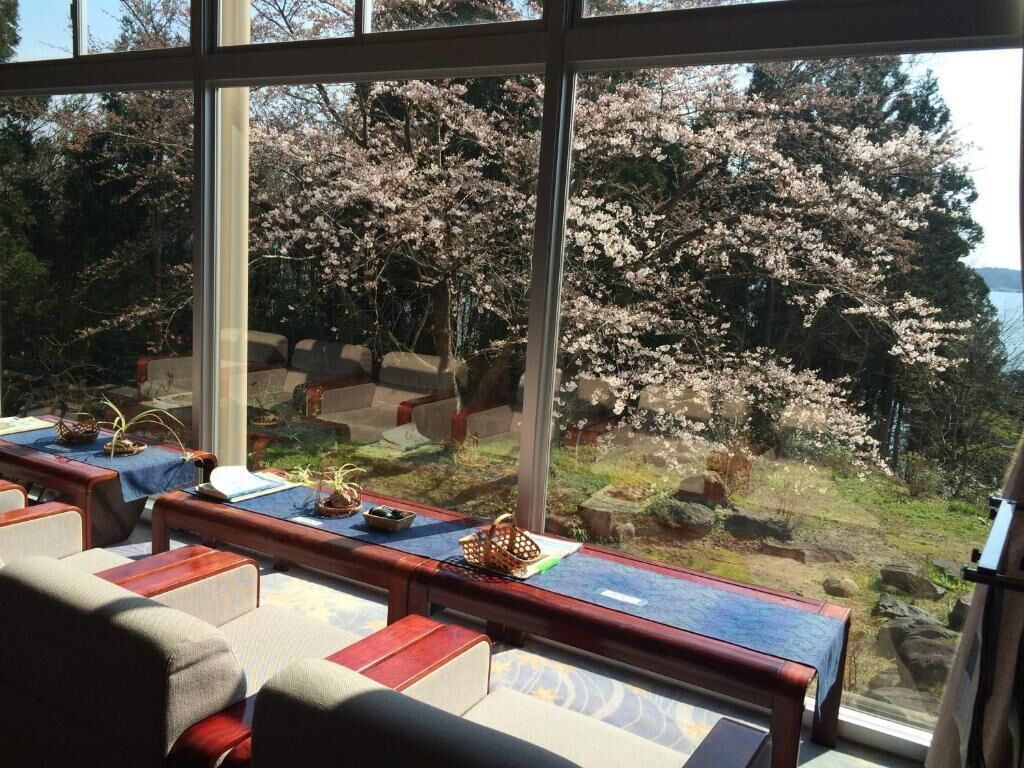 レストラン