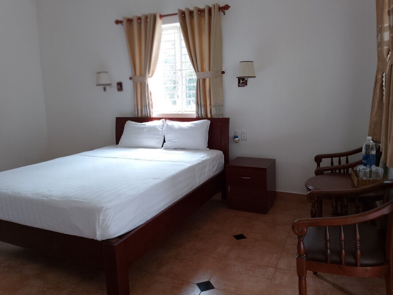 Minibar, in-room safe, desk, blackout curtains