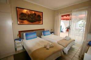 Apartment, 1 Bedroom | In-room safe, desk, iron/ironing board, rollaway beds