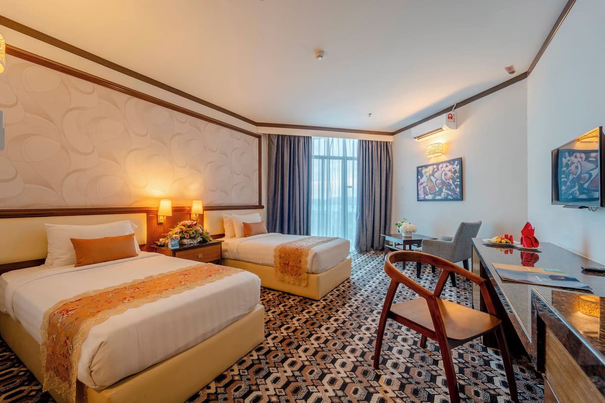Minibar, in-room safe, desk, soundproofing