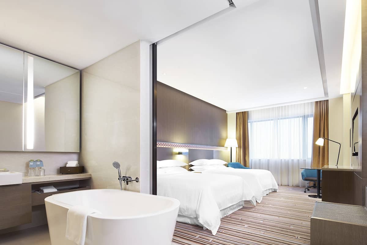 In-room safe, desk, soundproofing, iron/ironing board