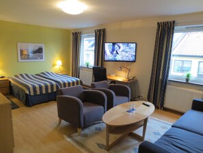 Desk, free WiFi, bed sheets