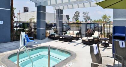 Holiday Inn Express & Suites Loma Linda- San Bernardino S by IHG