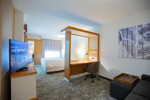 Egyptian cotton sheets, premium bedding, in-room safe, desk