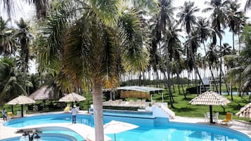Outdoor pool, pool loungers