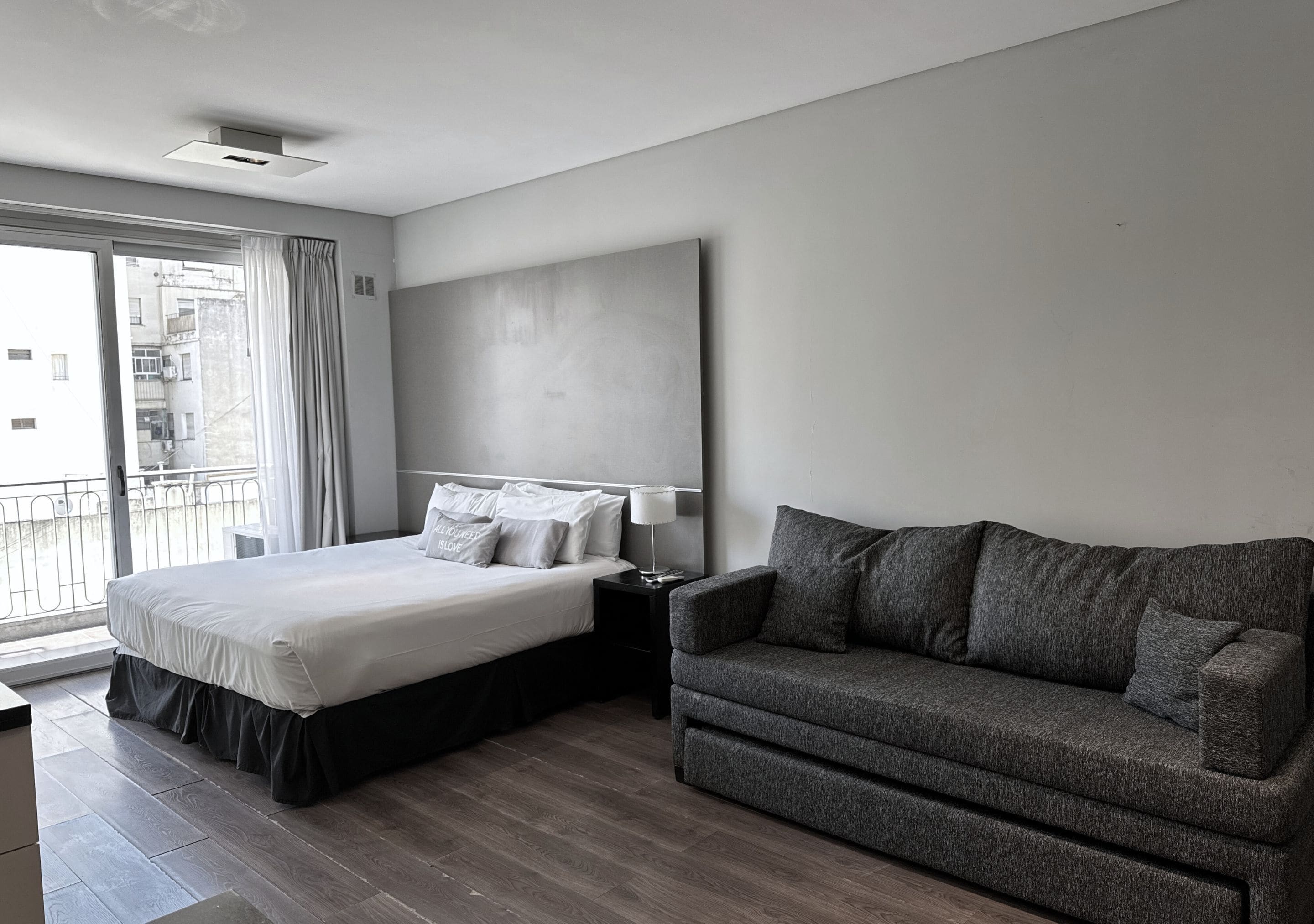 Standard Studio Suite | In-room safe, individually decorated, individually furnished, free WiFi
