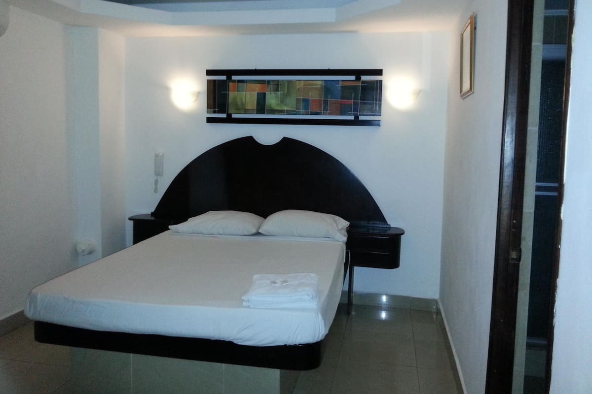 Geluiddichte muren, gratis babybedden, gratis wifi, beddengoed