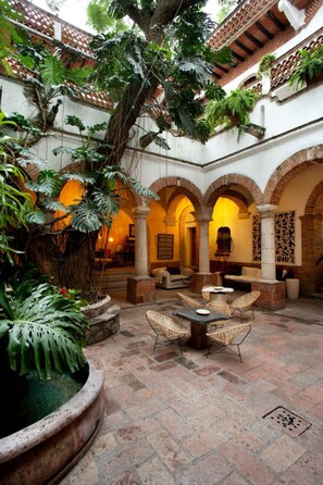 Sala de estar en el lobby