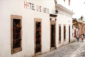 Fachada de la propiedad