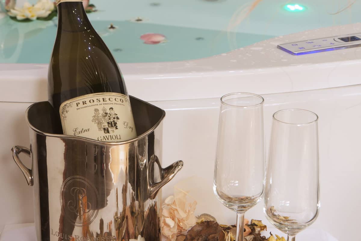 Luxury-Penthouse | Allergikerbettwaren, Minibar, Zimmersafe, Verdunkelungsvorhänge